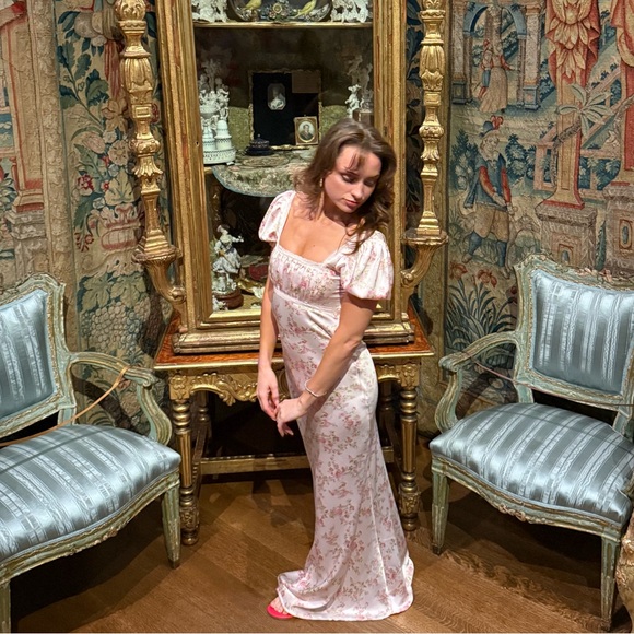 💕❤️ Altar’d State Satin Pink Floral Maxi Dress XXS – Like New! - Picture 3 of 5